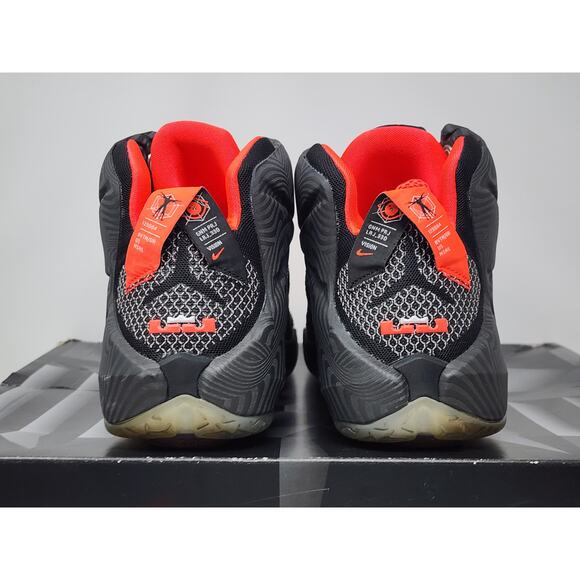 Nike LeBron 12 COURT VISION 684593-016 Size 11 WORN - Picture 4 of 8
